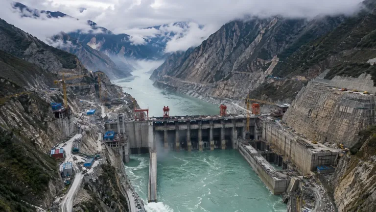 ब्रह्मपुत्र मेगा डैम पर नया खतरा, एक्टिव फॉल्ट लाइन पर बन रहा प्रोजेक्ट